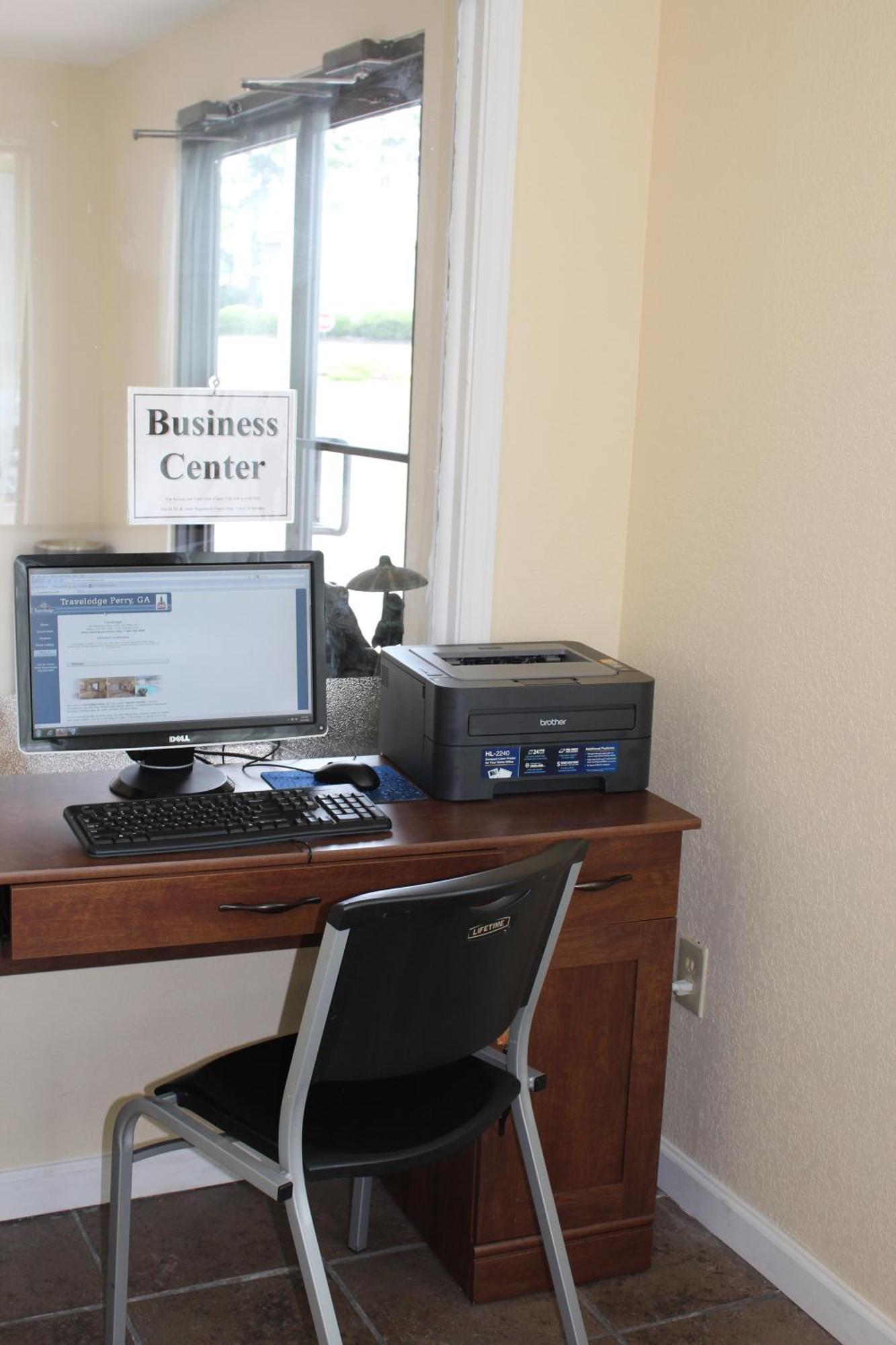 Travelodge By Wyndham Perry National Fairgrounds Area I-75 Екстериор снимка
