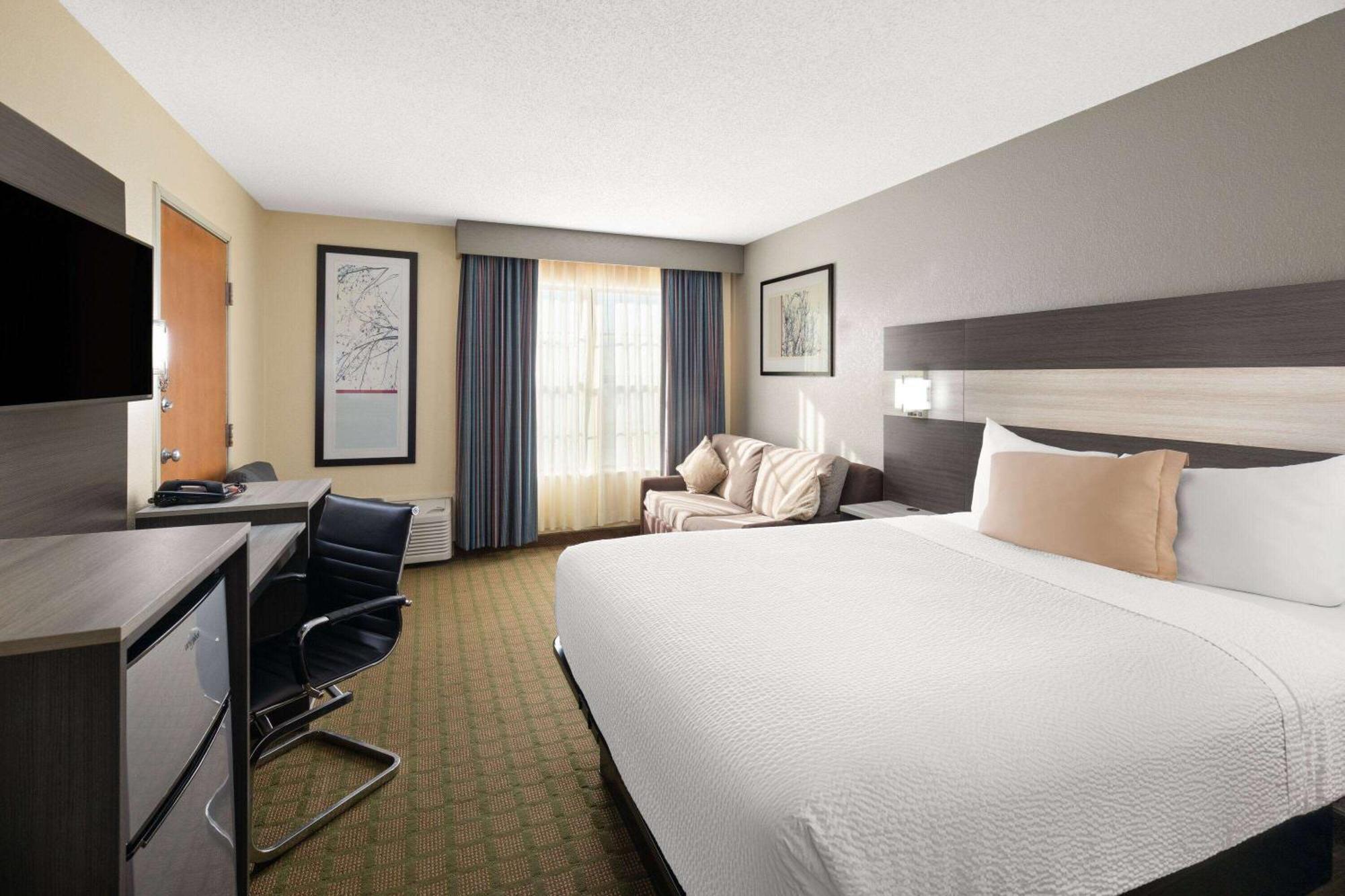 Travelodge By Wyndham Perry National Fairgrounds Area I-75 Екстериор снимка