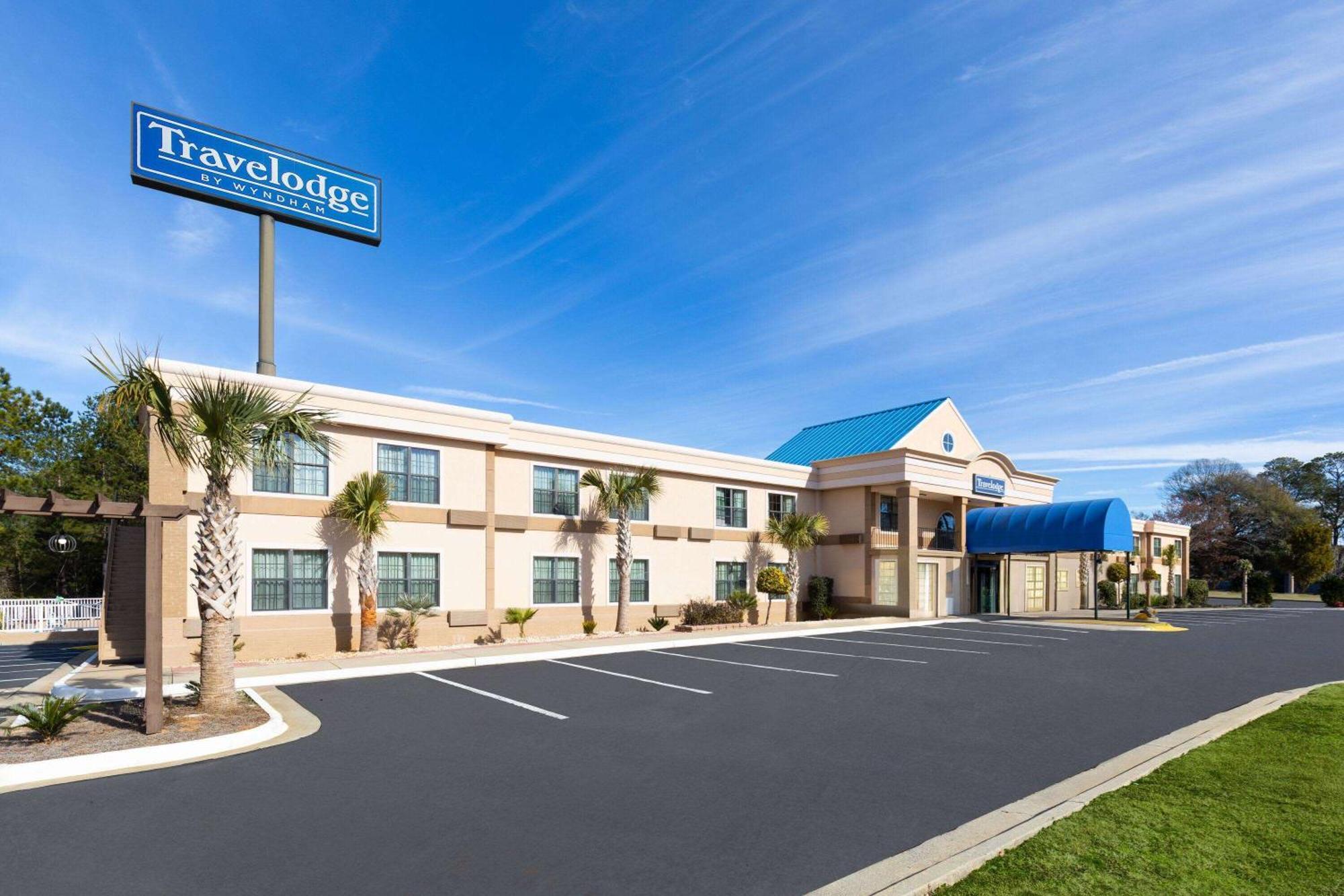 Travelodge By Wyndham Perry National Fairgrounds Area I-75 Екстериор снимка